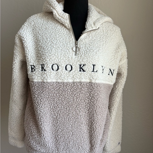 Brooklyn Women's Cream and Tan Sherpa Sweater - Picture 1 of 3